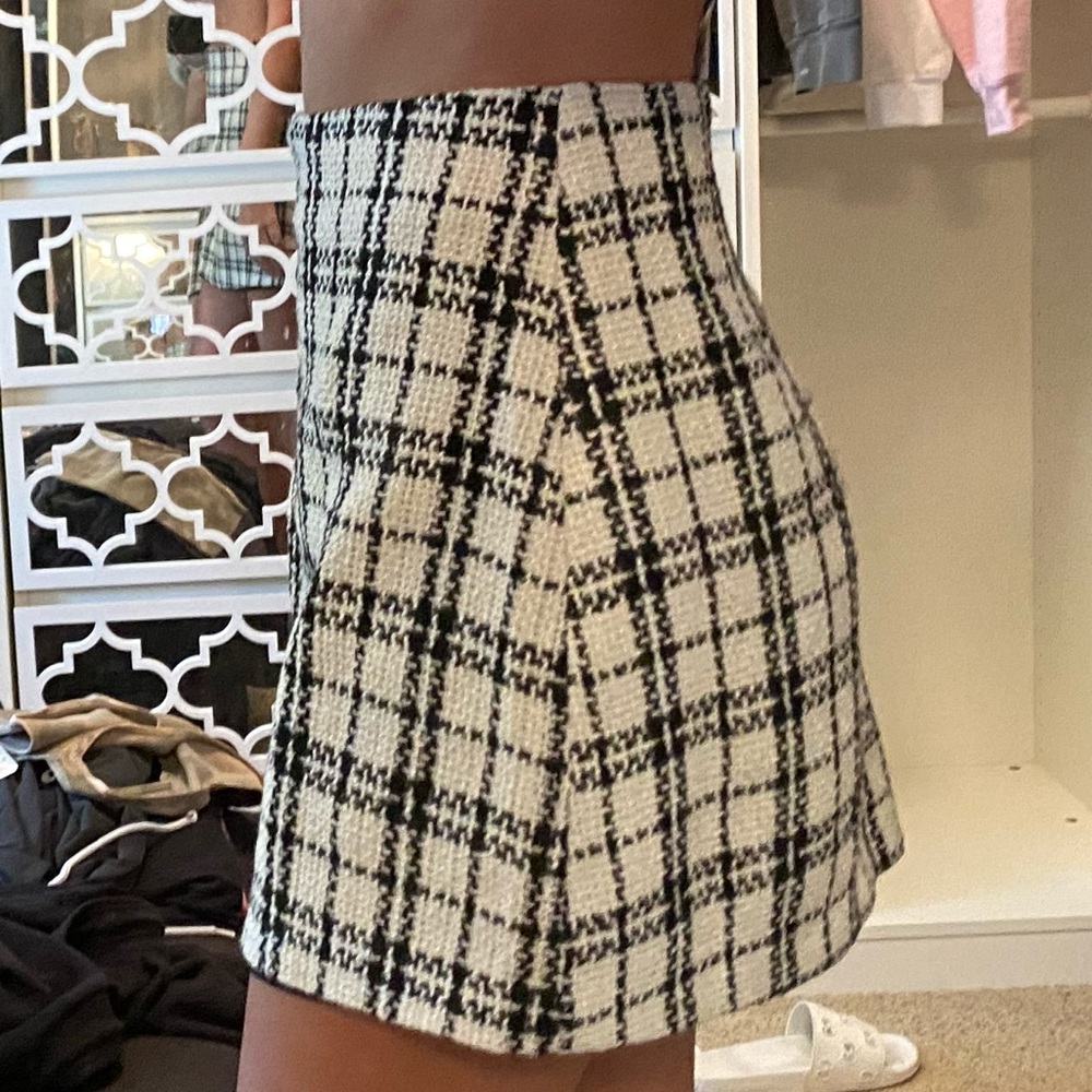 plaid skirt
